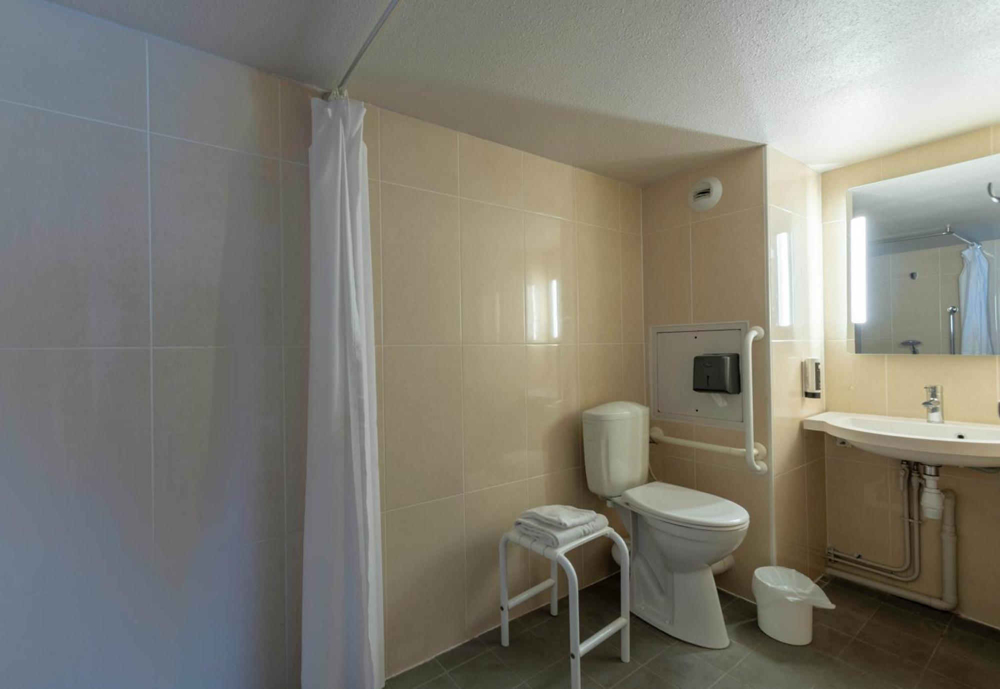 Amiens Hotel 2*